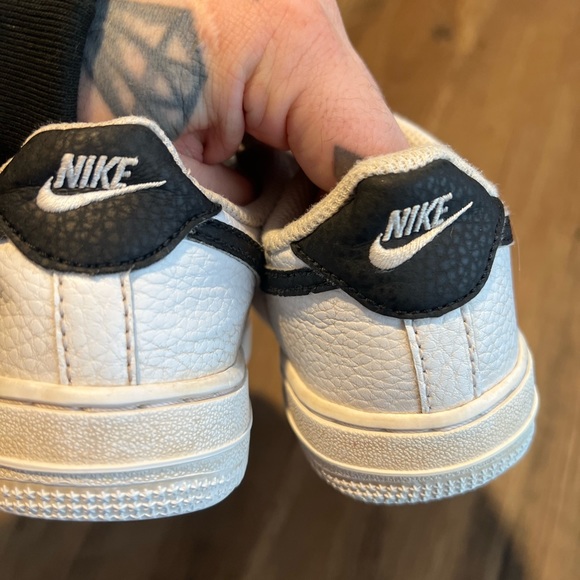 Nike Air Force 1 boys size 12 - Picture 10 of 10